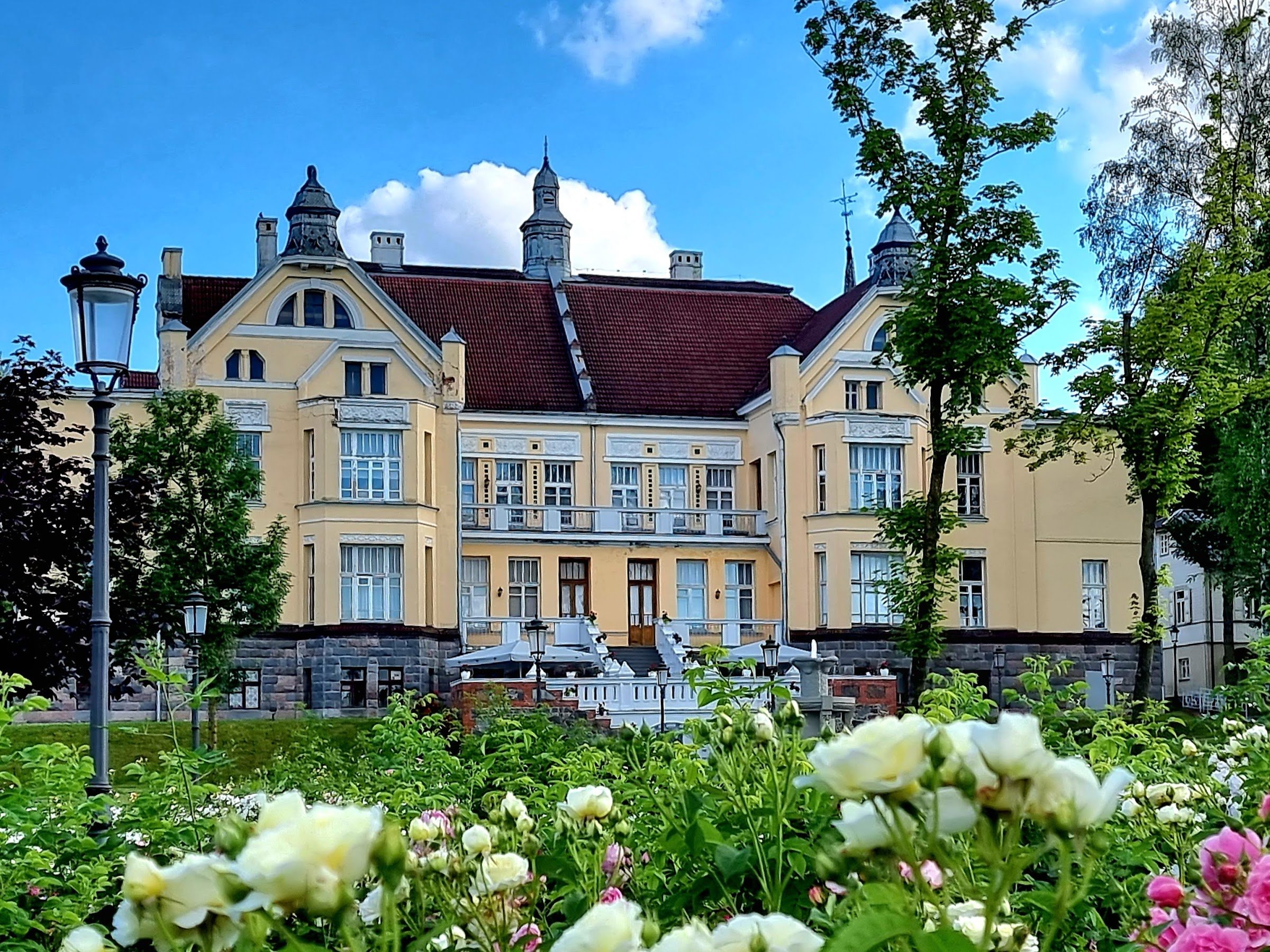 Chaim Frenkel's Villa